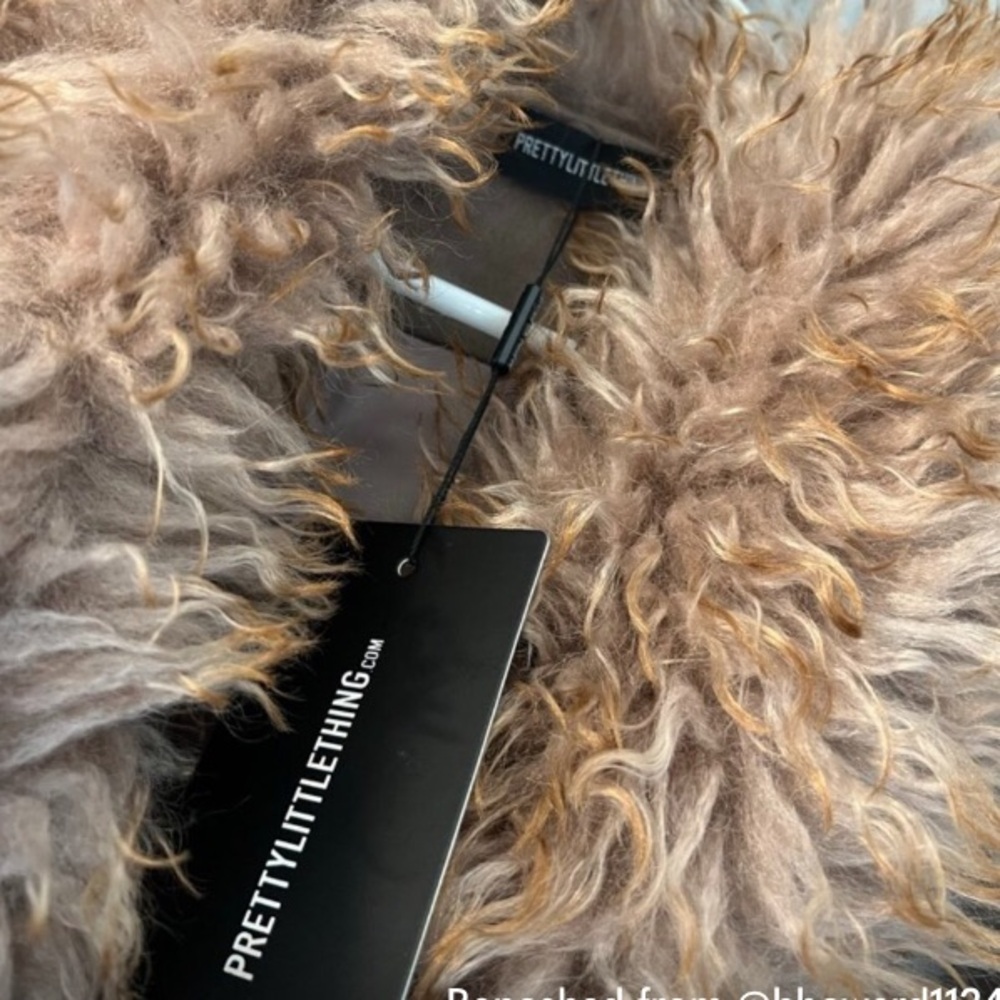 NWT PrettyLittleThing Penny Lane Brown Trench Coat with Faux Fur Trim - Picture 2 of 6